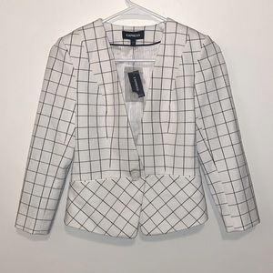 00 Express Black&White Plaid Stretch Blazer w Button. Never worn-New with Tags!